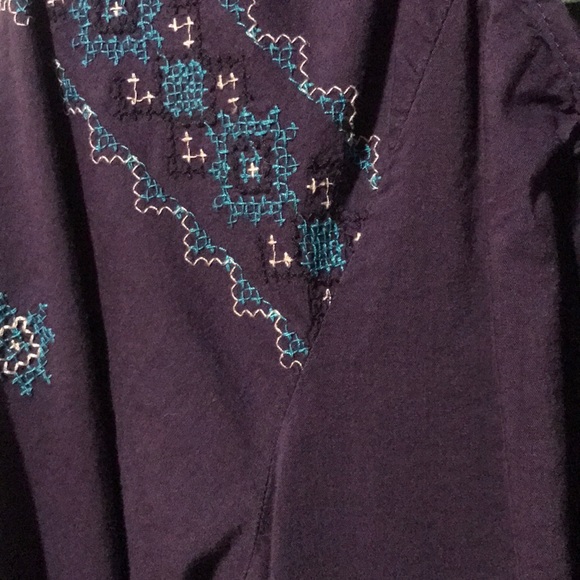 FINAL PRICE!! Old Navy Blouse - Picture 3 of 8